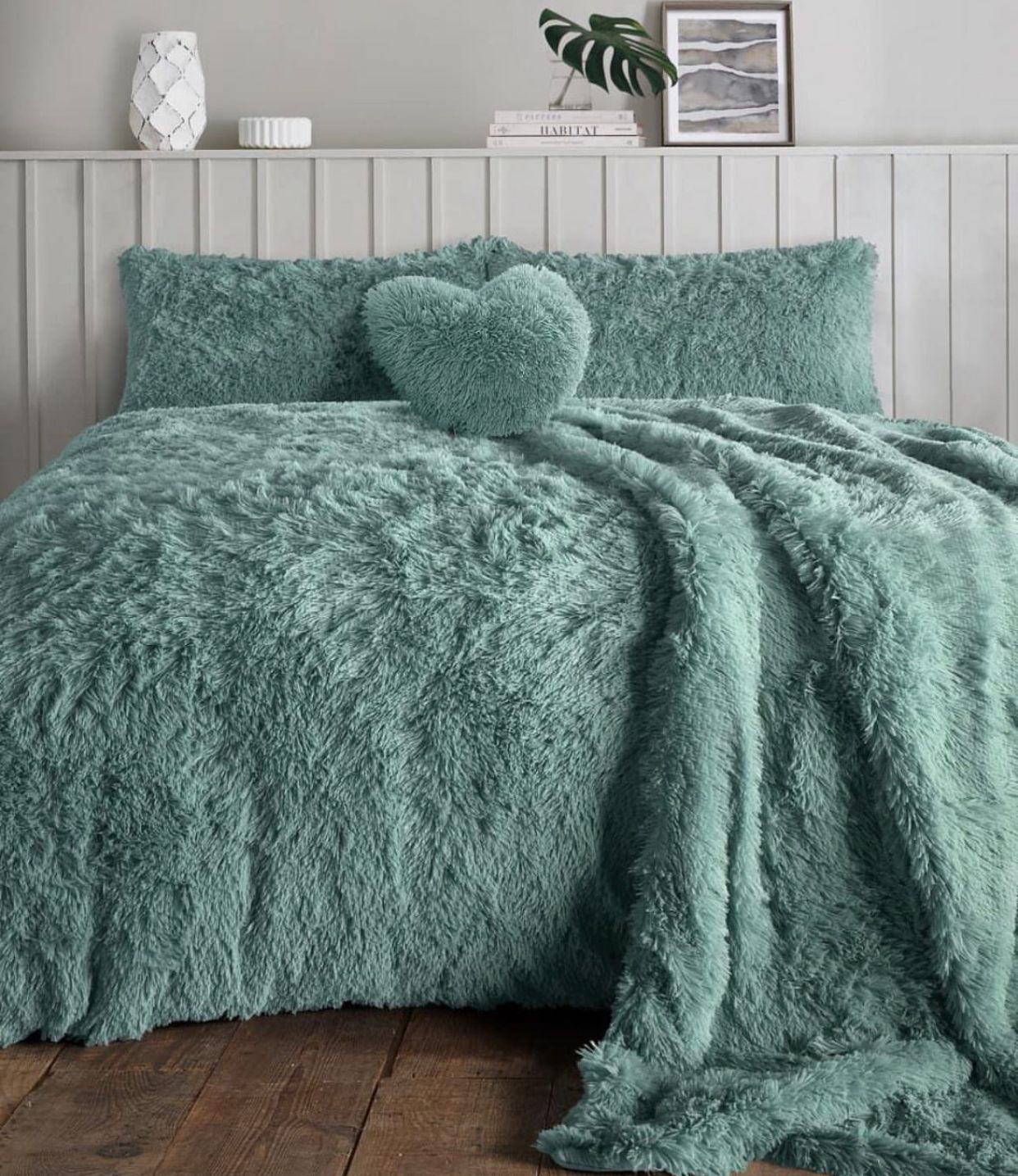 Fluffy Bedding